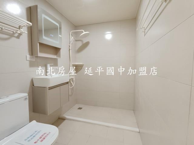 台南東區公寓-10