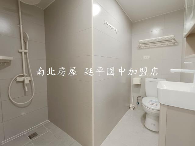 台南東區公寓-11