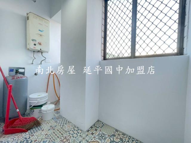 台南華廈-11