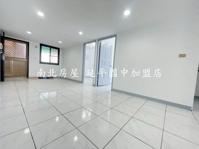台南華廈-1